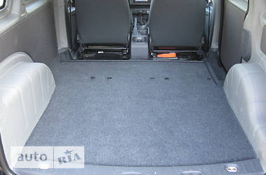 Минивэн Volkswagen Caddy 2012 в 