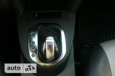 Грузопассажирский фургон Volkswagen Caddy 2012 в 