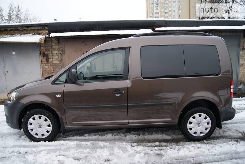 Универсал Volkswagen Caddy 2011 в 
