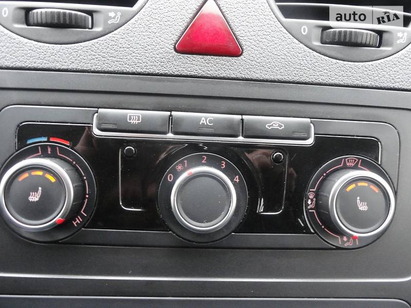 Грузопассажирский фургон Volkswagen Caddy 2011 в Одессе