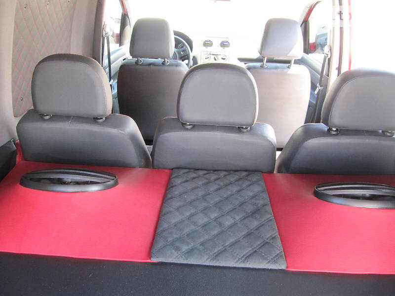 Минивэн Volkswagen Caddy 2012 в Киеве