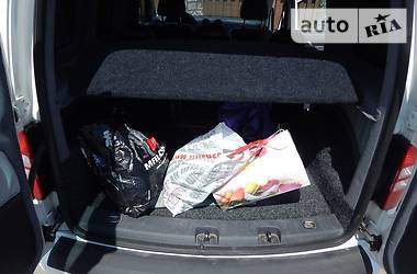 Минивэн Volkswagen Caddy 2011 в 