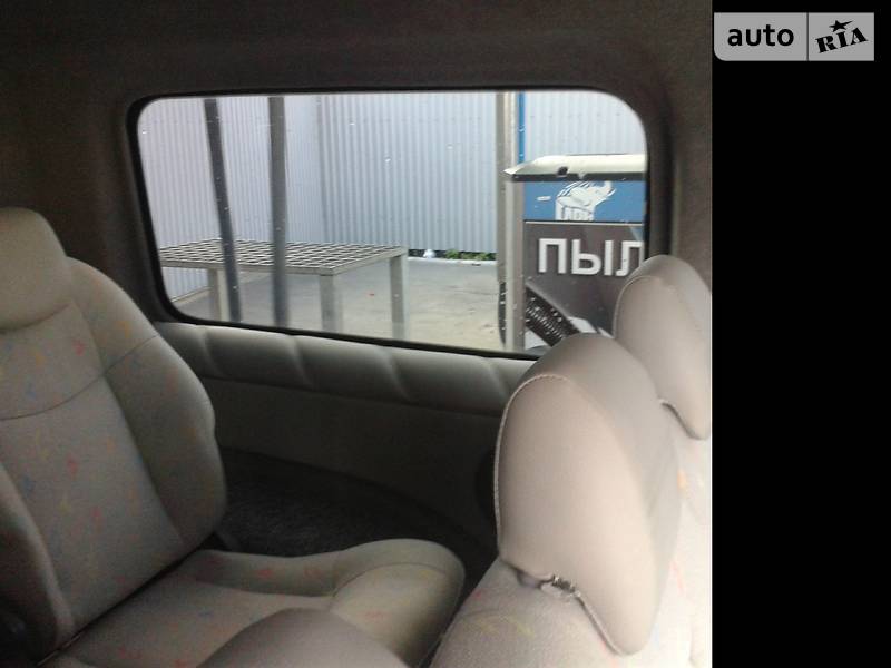Минивэн Volkswagen Caddy 2010 в Житомире