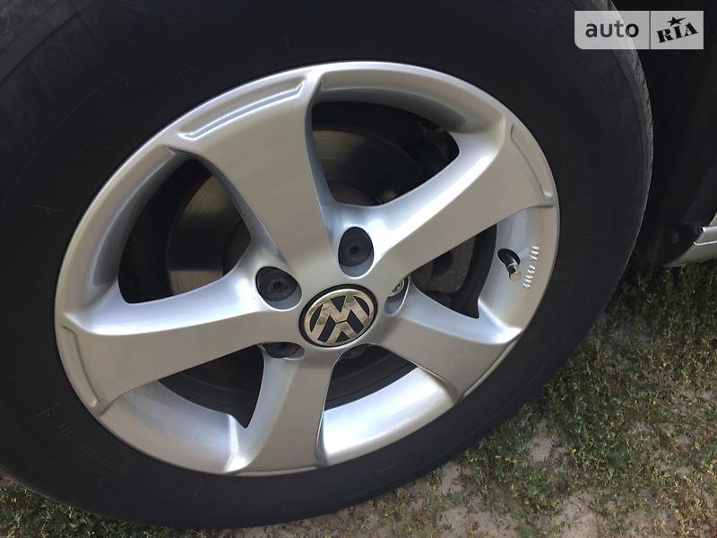 Универсал Volkswagen Caddy 2009 в Корюковке