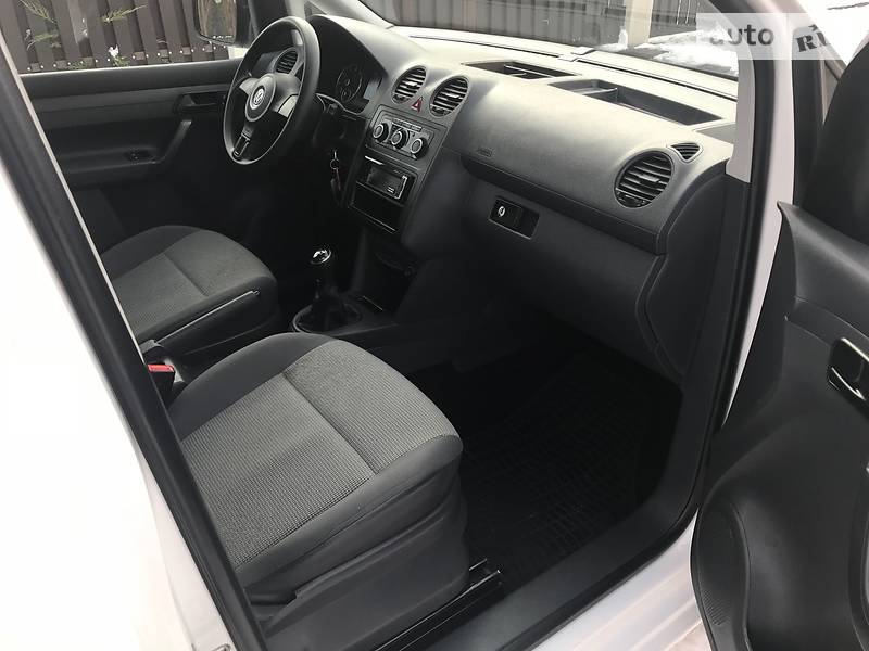 Грузопассажирский фургон Volkswagen Caddy 2012 в Хмельницком