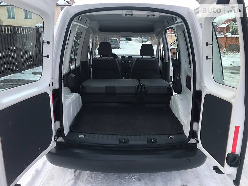 Грузопассажирский фургон Volkswagen Caddy 2012 в Хмельницком