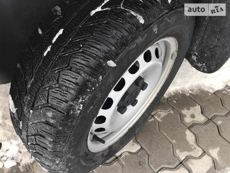 Грузопассажирский фургон Volkswagen Caddy 2012 в Хмельницком