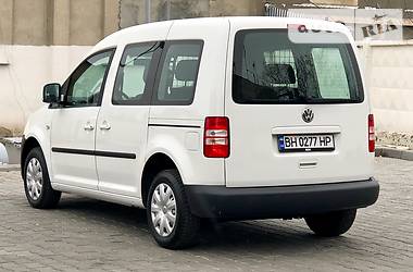 Минивэн Volkswagen Caddy 2012 в 