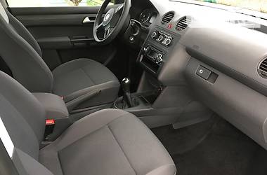 Вантажопасажирський фургон Volkswagen Caddy 2013 в 