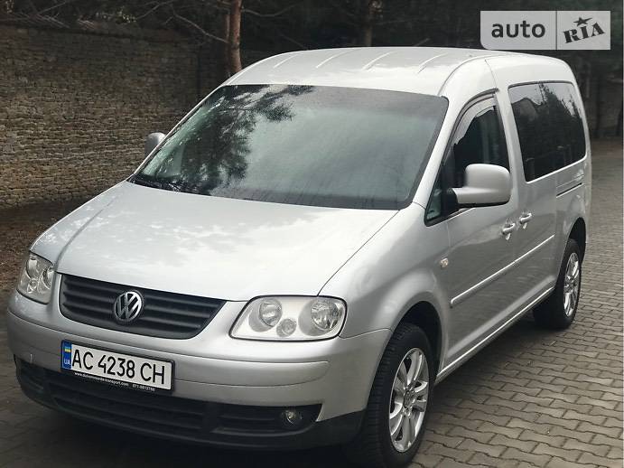 Грузопассажирский фургон Volkswagen Caddy 2009 в Луцке