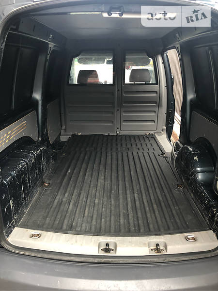 Volkswagen Caddy 2009 в Луцке