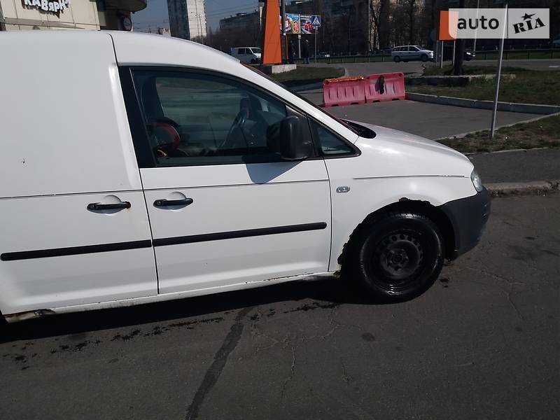 Вантажопасажирський фургон Volkswagen Caddy 2006 в Києві