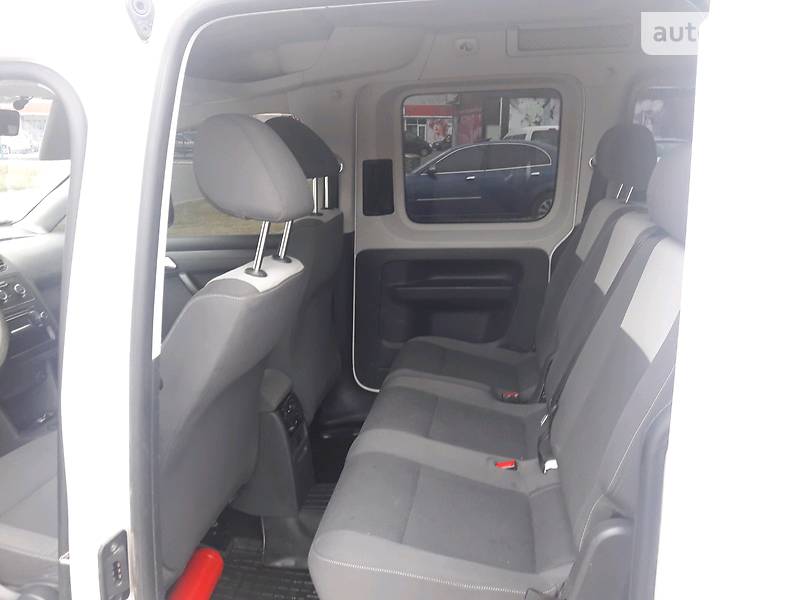 Універсал Volkswagen Caddy 2013 в Івано-Франківську
