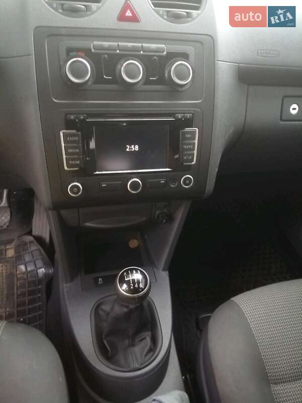 Універсал Volkswagen Caddy 2011 в Кривому Розі