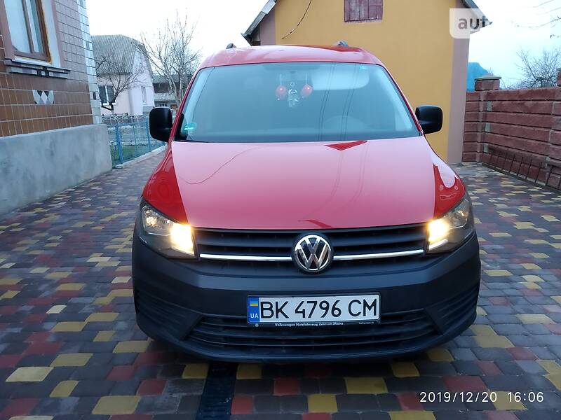 Грузопассажирский фургон Volkswagen Caddy 2016 в Дубно