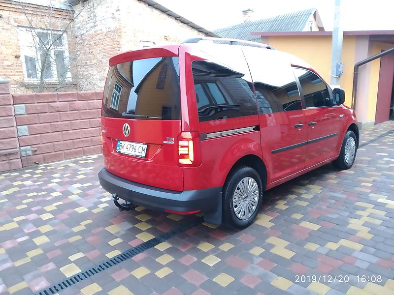 Грузопассажирский фургон Volkswagen Caddy 2016 в Дубно