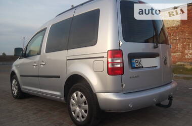 Мінівен Volkswagen Caddy 2011 в Рокитному