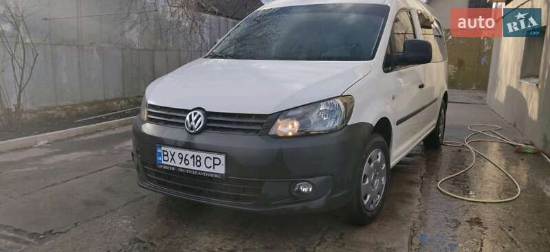 Минивэн Volkswagen Caddy 2015 в Хмельницком