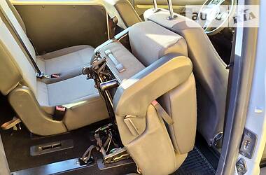 Вантажопасажирський фургон Volkswagen Caddy 2011 в 