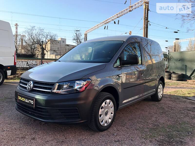 Вантажопасажирський фургон Volkswagen Caddy 2015 в 