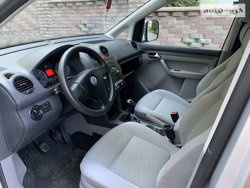Мінівен Volkswagen Caddy 2008 в Чернівцях