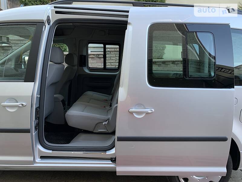 Мінівен Volkswagen Caddy 2008 в Чернівцях