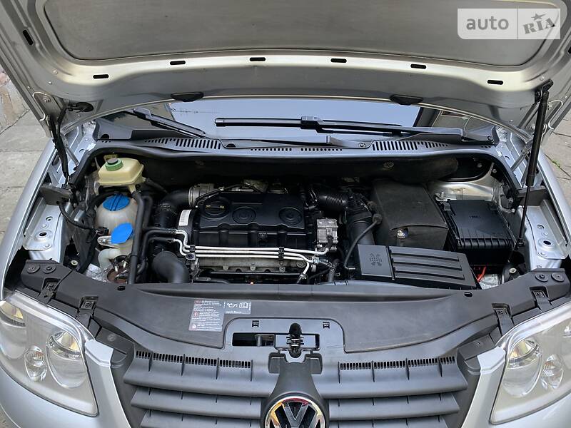 Мінівен Volkswagen Caddy 2008 в Чернівцях