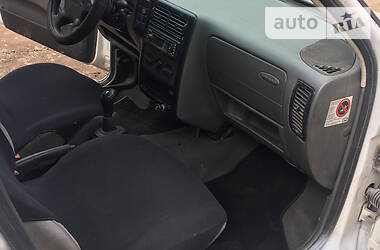 Вантажопасажирський фургон Volkswagen Caddy 1997 в 