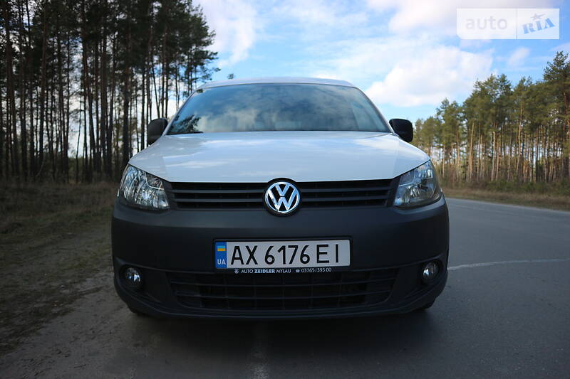 Мінівен Volkswagen Caddy 2011 в 
