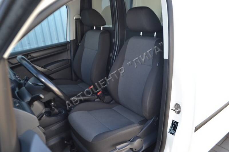 Вантажопасажирський фургон Volkswagen Caddy 2016 в Хмельницькому