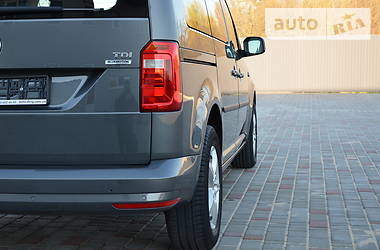 Мінівен Volkswagen Caddy 2016 в 