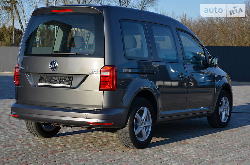Мінівен Volkswagen Caddy 2016 в Луцьку