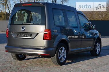 Мінівен Volkswagen Caddy 2016 в 