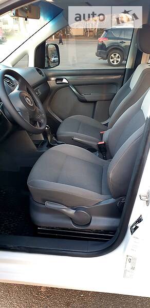Універсал Volkswagen Caddy 2012 в Житомирі