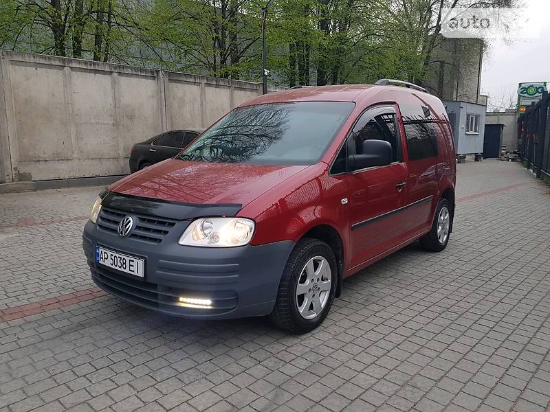Вантажопасажирський фургон Volkswagen Caddy 2005 в Запоріжжі