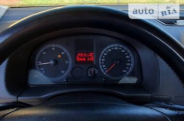 Пікап Volkswagen Caddy 2005 в 