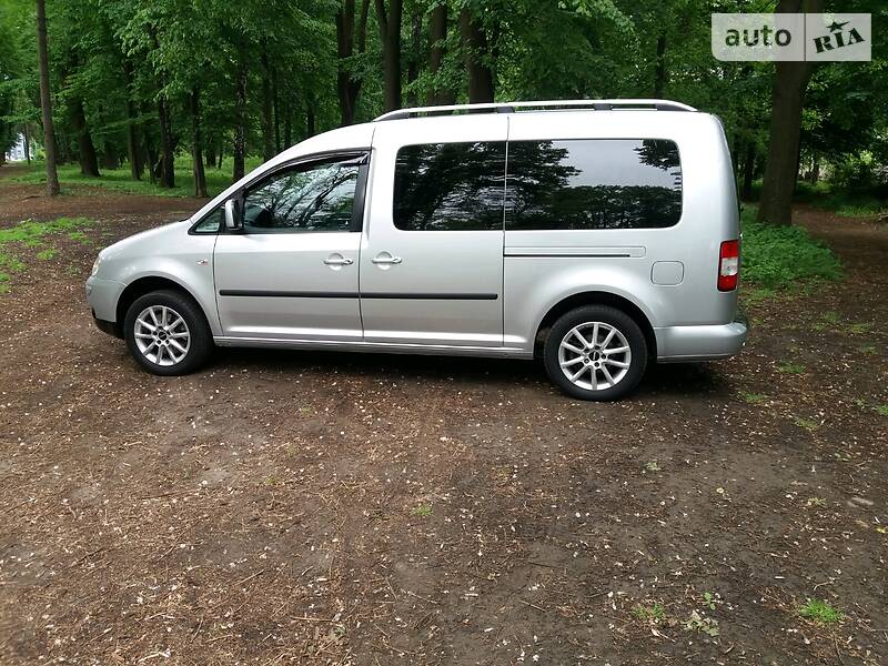 Мінівен Volkswagen Caddy 2010 в Чернівцях