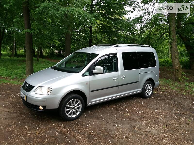 Мінівен Volkswagen Caddy 2010 в Чернівцях