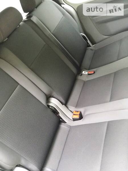 Мінівен Volkswagen Caddy 2010 в Чернівцях