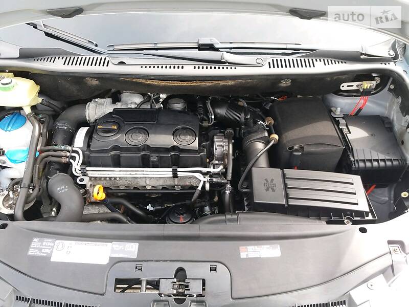 Мінівен Volkswagen Caddy 2010 в Чернівцях