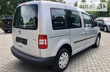 Мінівен Volkswagen Caddy 2012 в 