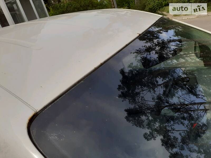 Вантажопасажирський фургон Volkswagen Caddy 2006 в Києві