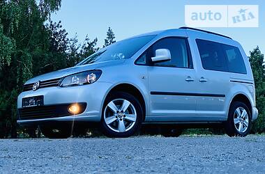 Мінівен Volkswagen Caddy 2014 в 