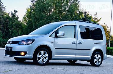 Мінівен Volkswagen Caddy 2014 в 