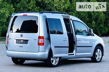 Мінівен Volkswagen Caddy 2014 в 