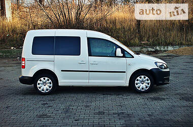 Мінівен Volkswagen Caddy 2014 в 