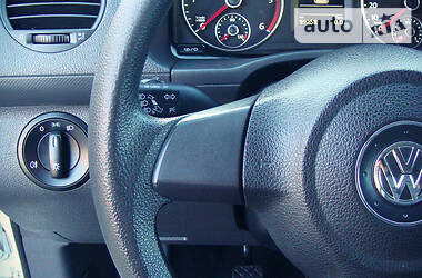 Мінівен Volkswagen Caddy 2014 в 