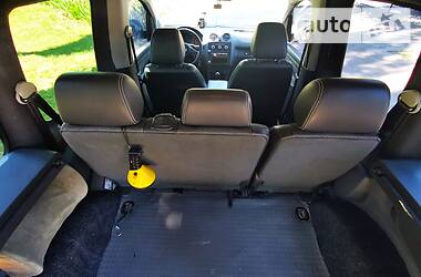 Вантажопасажирський фургон Volkswagen Caddy 2011 в 