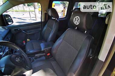 Вантажопасажирський фургон Volkswagen Caddy 2011 в 