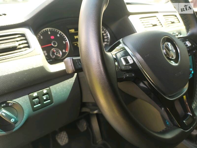 Мінівен Volkswagen Caddy 2016 в Києві